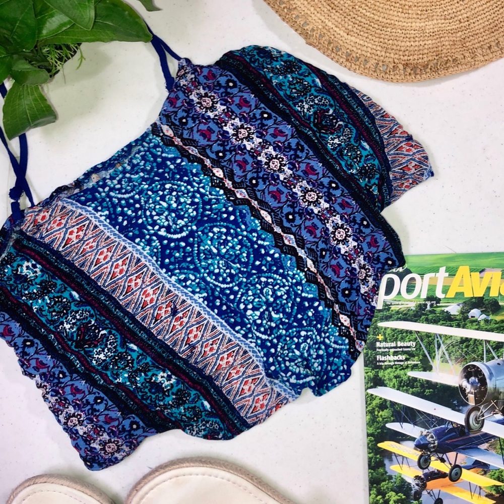 Colorful crop top